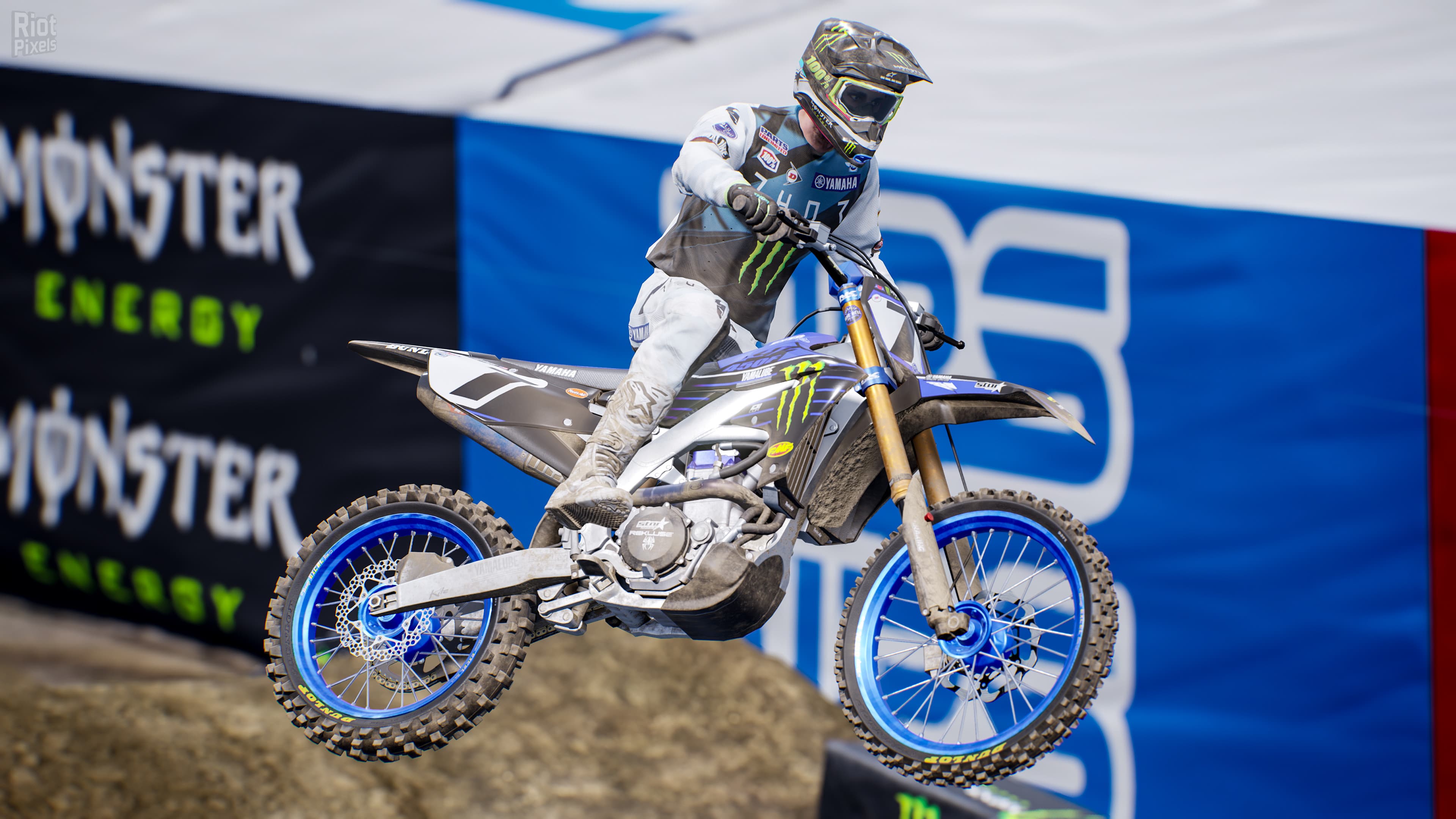 Monster Energy Supercross: The Official Videogame 5 – Complete the Set Bundle + Credits Multiplier DLC screenshot 2