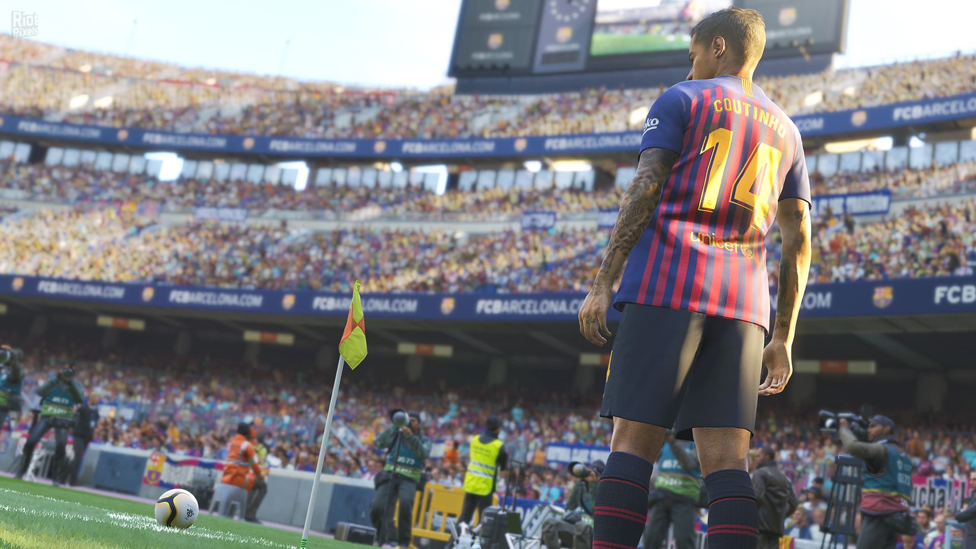 Pro Evolution Soccer 2019 – v1.02.00 + Data Pack 2.00 + All Commentaries screenshot 1